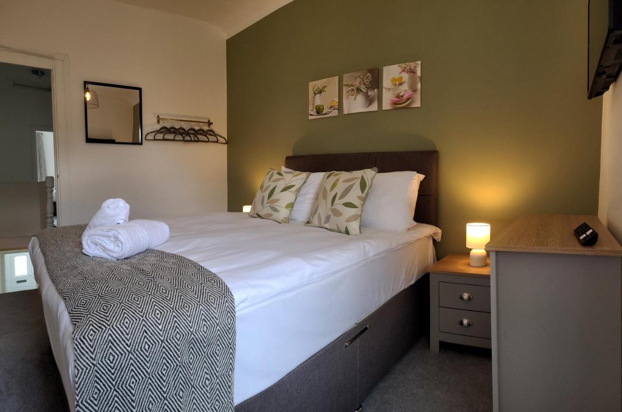 Apartment Emerald House - Tv In Every Bedroom! Neath