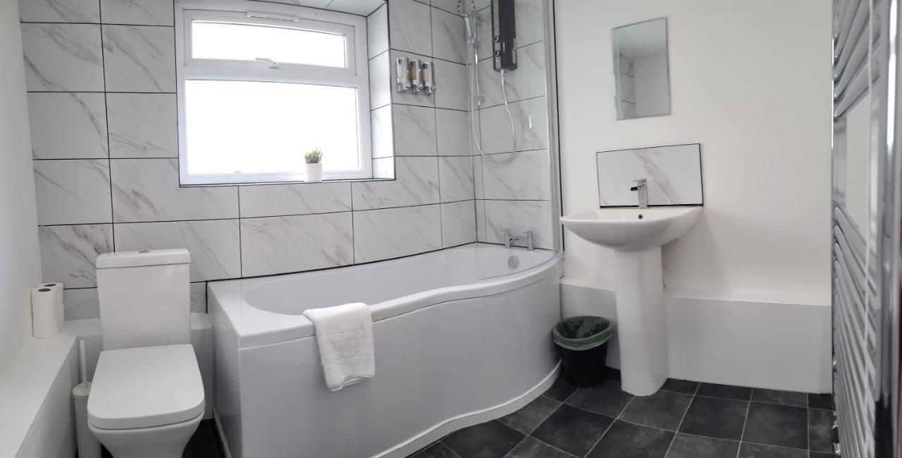 Emerald House - Tv In Every Bedroom! Apartment
